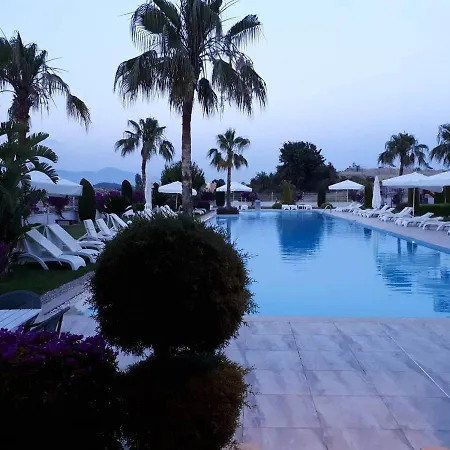 酒店 Babylon Luxury With Private Pool And Indoor Heated Pool 4*