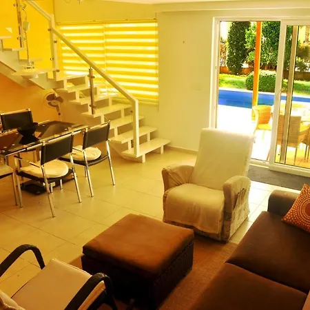 Babylon Luxury With Private Pool And Indoor Heated Pool Villa Side